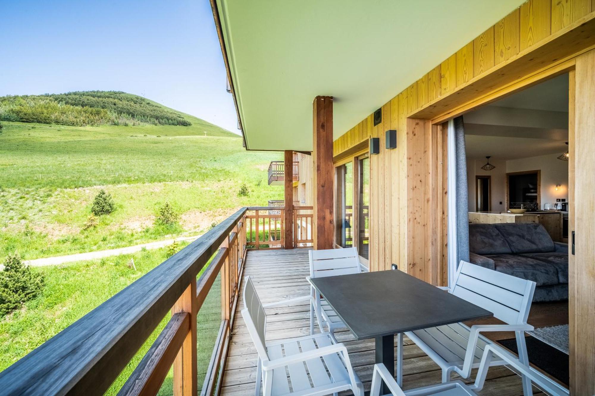 Residence Hameau De Clotaire Alpe D'Huez - By Emerald Stay Exterior foto